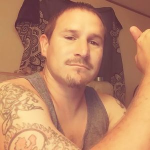 Meet your Posher, Dennis